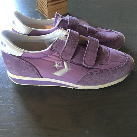 Vintage Converse Sneakers - Picture 3 of 8